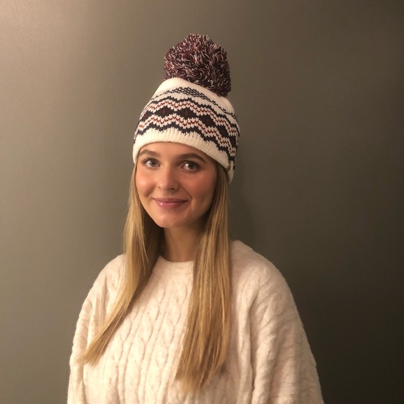 Timberland Nordic Style Beanie with Pom Pom. - Picture 3 of 14